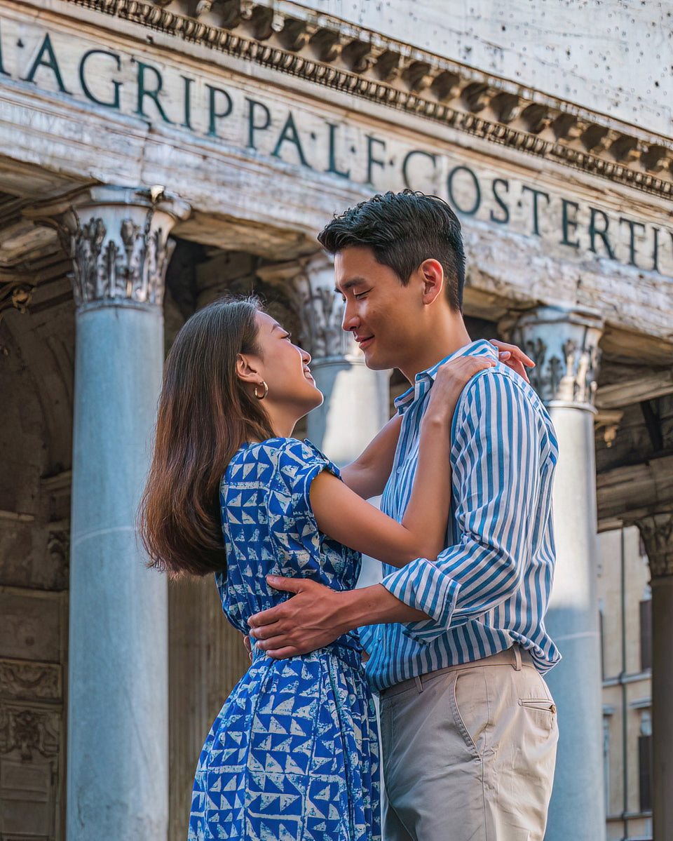 Romantic Couple Photo Tour in Rome