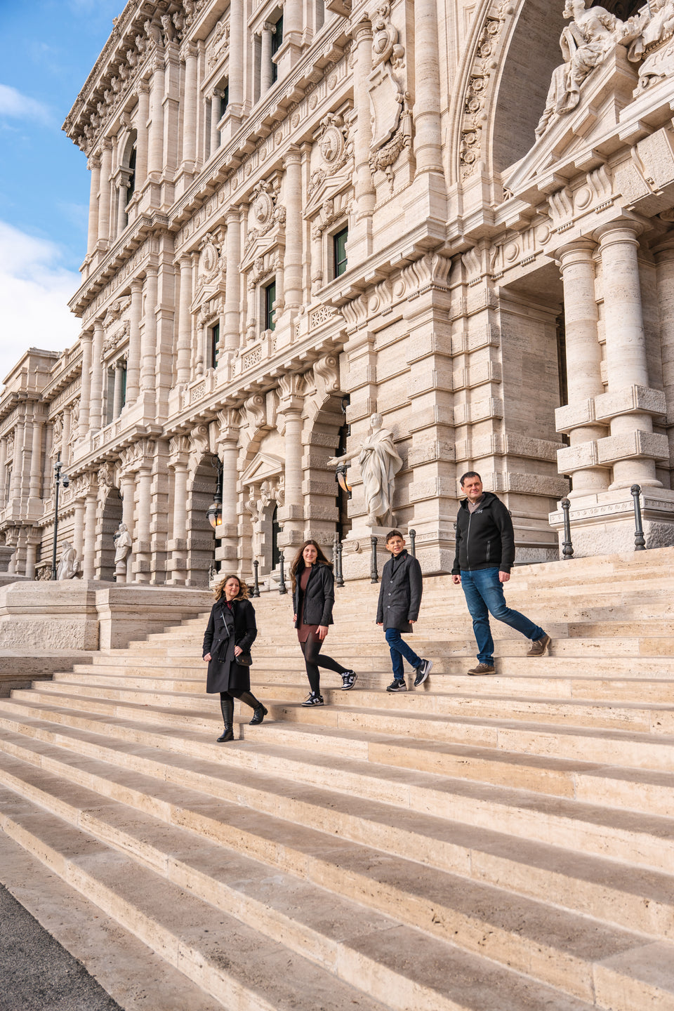 Private Family Photo Tour in Rome - Relaxed Photography Experience