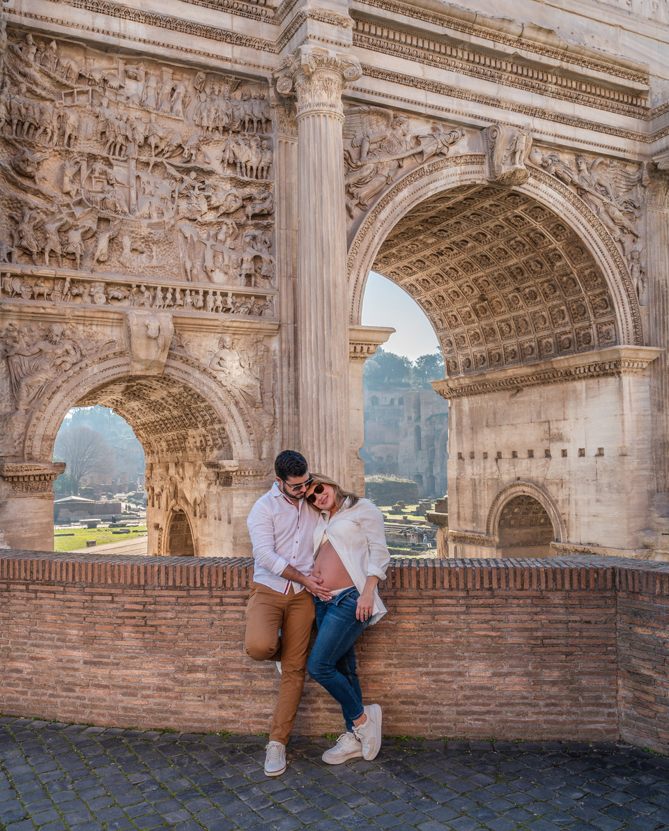 Maternity Photoshoot in Rome
