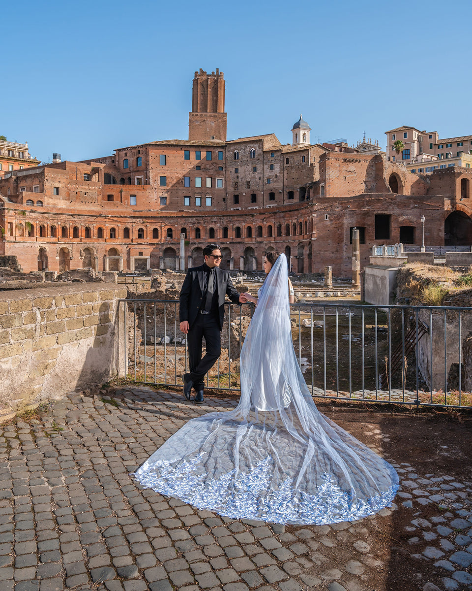 Rome Elopement & Wedding Photo Tour